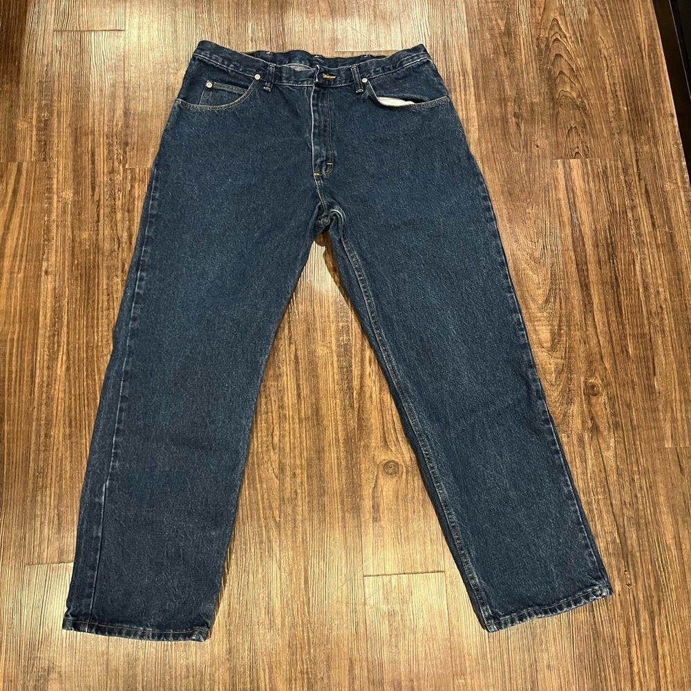 Men’s wrangler Classic Blue Denim Jeans size 36x30